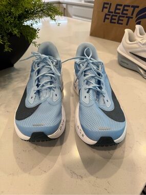 Nike Women’s Zoom Fly 6 Running Shoes